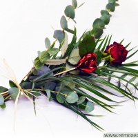 valentijn-rode-rozen-met-hartje-ballon-online-bestellen